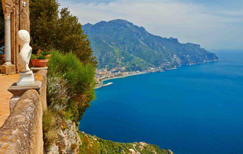 terrazza panoramica con vista sul mare di Amalfi